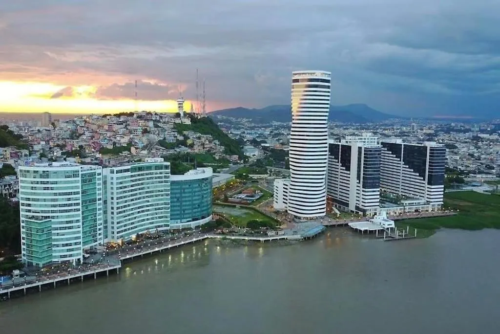 Ecusuites Jacuzzi Bellini Hidromasaje Privado Guayaquil 0*,