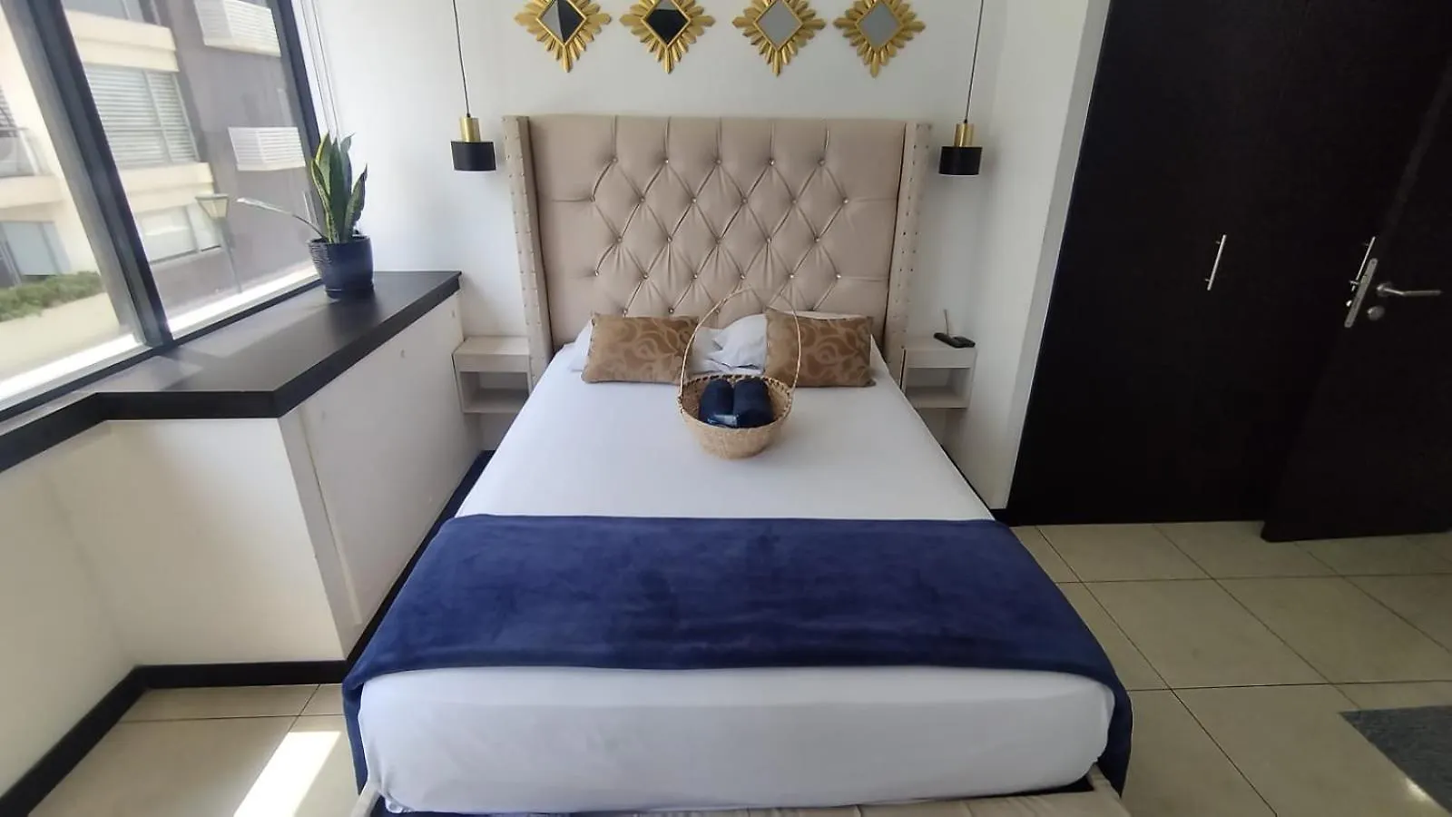 Ecusuites Jacuzzi Bellini Hidromasaje Privado Guayaquil Daire