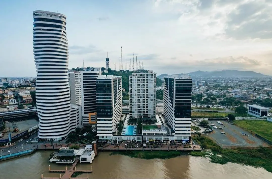 Ecusuites Jacuzzi Bellini Hidromasaje Privado Guayaquil Ekvador